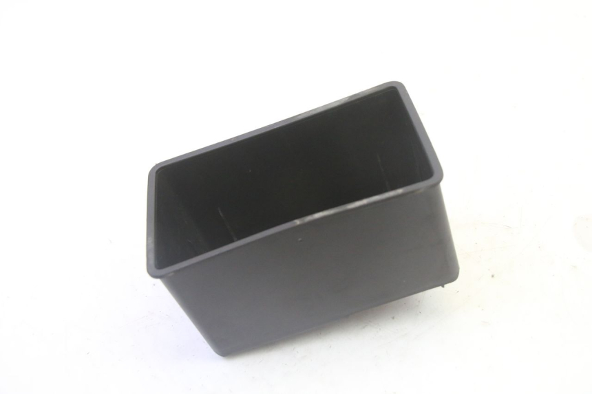 photo de BAC A BATTERIE PIAGGIO LXV 4T 50 (2009 - 2013)