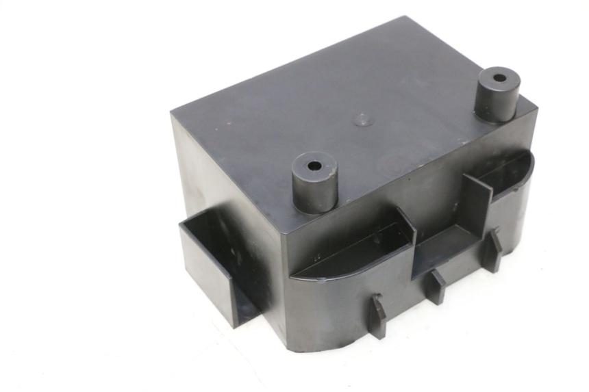 photo de BAC A BATTERIE KYMCO MOVIE S 125 (2009 - 2018) - Autre angle de vue
