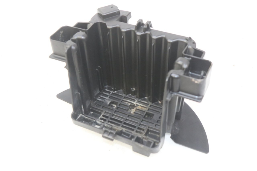 photo de BAC A BATTERIE PEUGEOT CITYSTAR 125 (2011 - 2017)