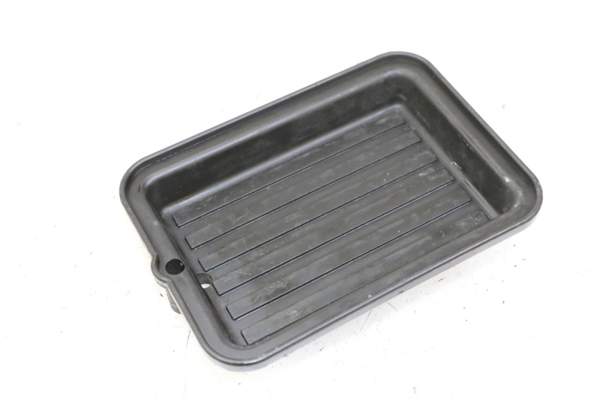 photo de BAC A BATTERIE PIAGGIO VESPA GRANTURISMO 200 (2004 - 2005)