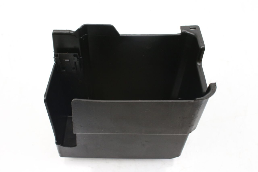 photo de BAC A BATTERIE PIAGGIO VESPA GTS IGET ABS 125 (2017 - 2023)