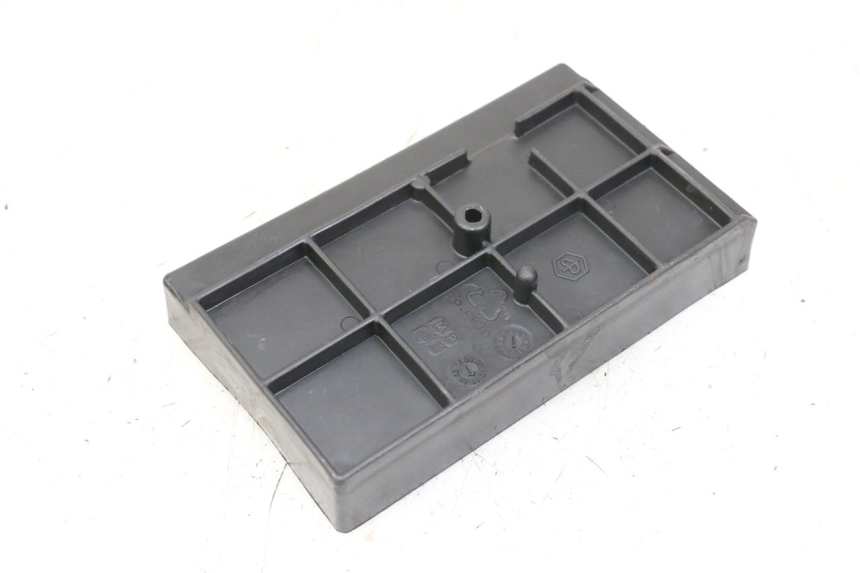 photo de BAC A BATTERIE PIAGGIO VESPA LX IE 125 (2010 - 2012)