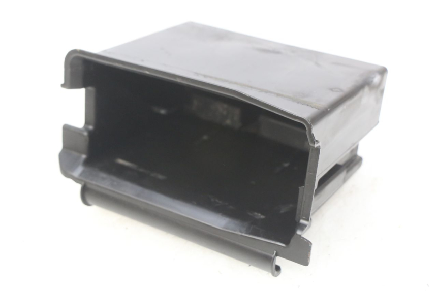 photo de BAC A BATTERIE PIAGGIO VESPA PRIMAVERA 2T 50 (2013 - 2018)