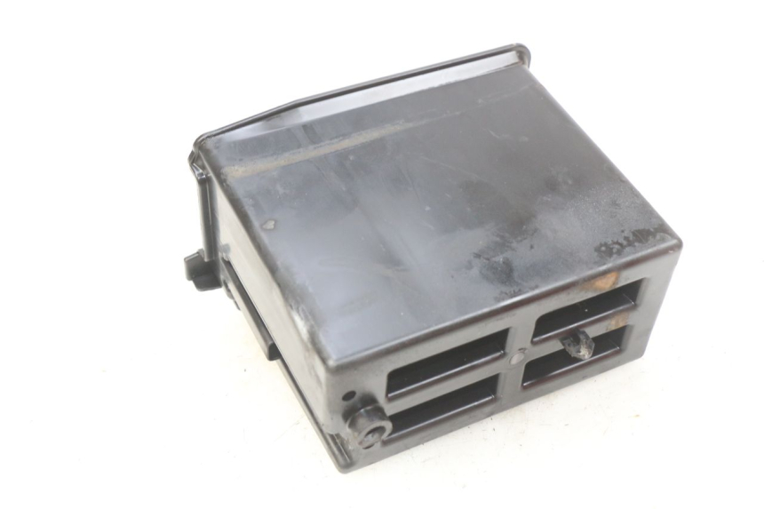photo de BAC A BATTERIE PIAGGIO VESPA PRIMAVERA 2T 50 (2013 - 2018)