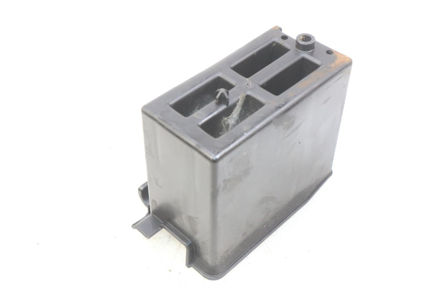 photo de BAC A BATTERIE PIAGGIO VESPA PRIMAVERA 2T 50 (2013 - 2018)