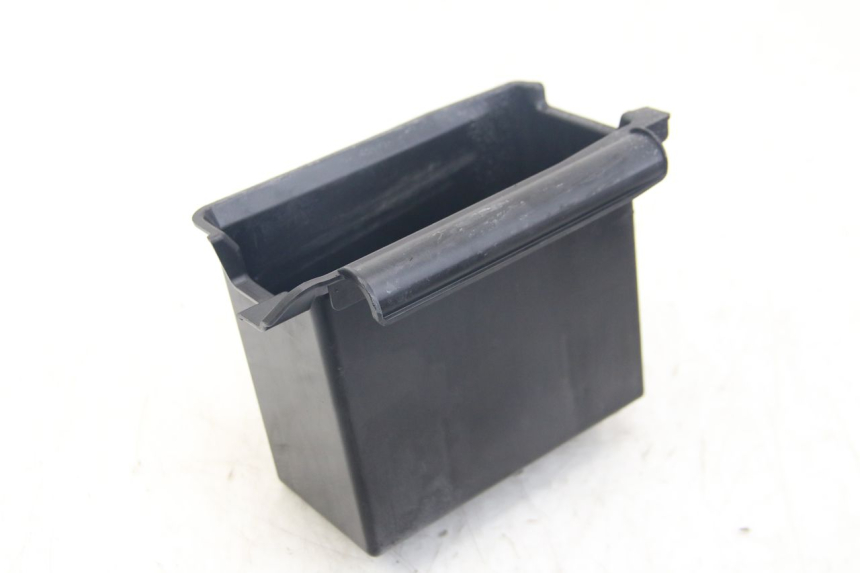 photo de BAC A BATTERIE PIAGGIO VESPA SPRINT 2T 50 (2014 - 2018)
