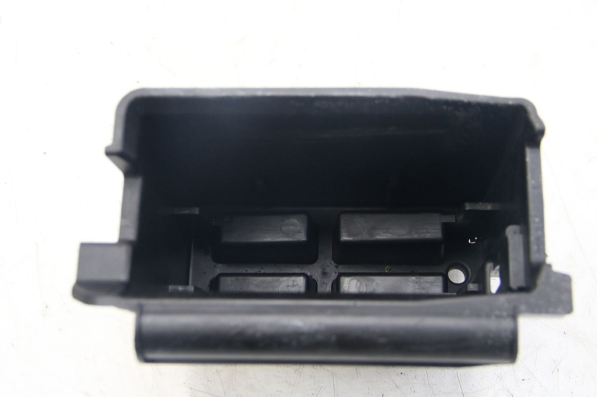photo de BAC A BATTERIE PIAGGIO VESPA SPRINT 2T 50 (2014 - 2018)