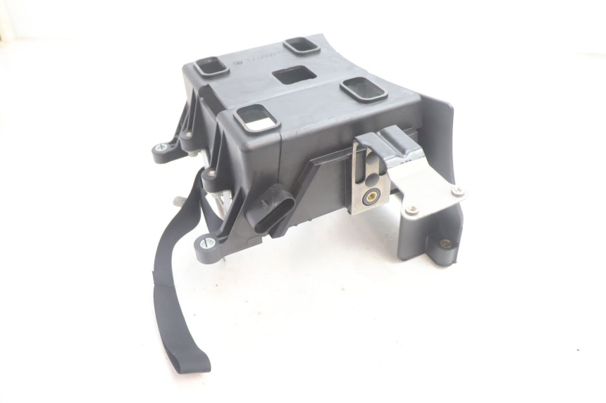 photo de BAC A BATTERIE HARLEY DAVIDSON ROAD GLIDE FLTRXSE 1920 (2018 - 2022) - Points de fixation