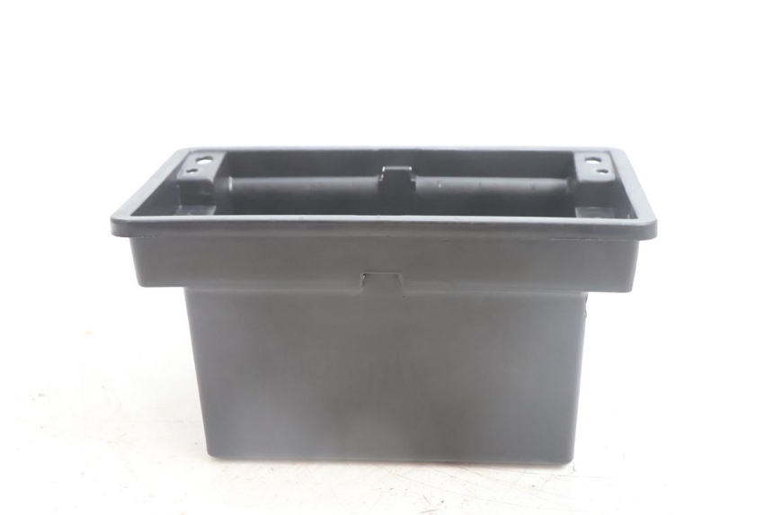 photo de BAC A BATTERIE JM MOTORS SANTANA EVO 50 (2024 - 2026) - Zoom état d’usage