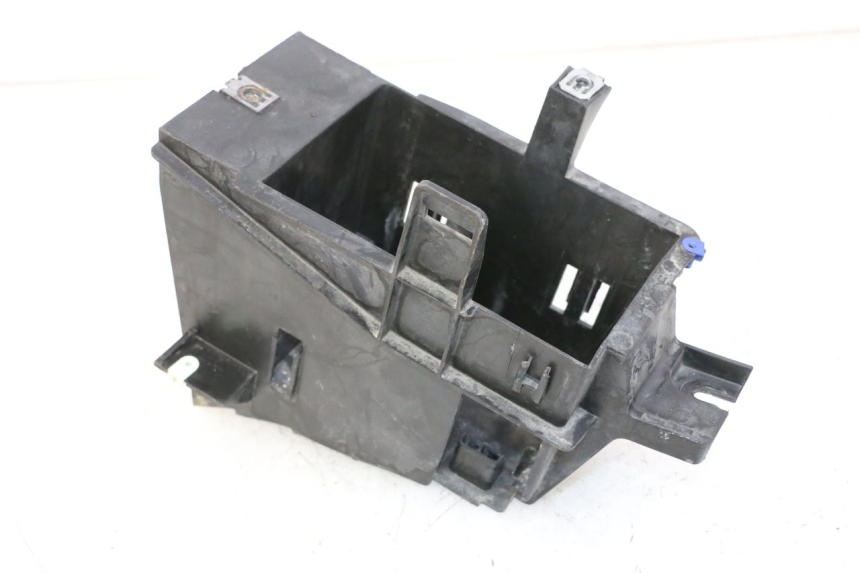 photo de BAC A BATTERIE PEUGEOT SATELIS 250 (2006 - 2012)