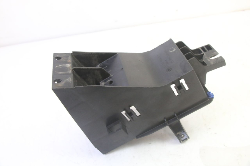 photo de BAC A BATTERIE PEUGEOT SATELIS 125 (2013 - 2018)