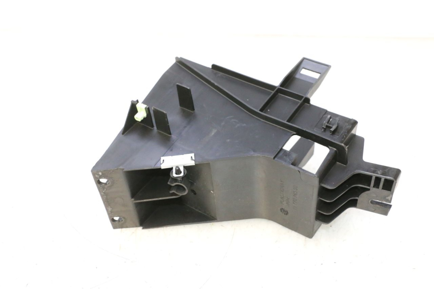 photo de BAC A BATTERIE PEUGEOT SATELIS 125 (2013 - 2018) - Détail de la pièce