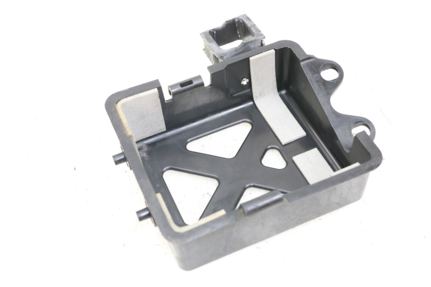 photo de BAC A BATTERIE SUZUKI VL INTRUDER 125 (2004 - 2007)
