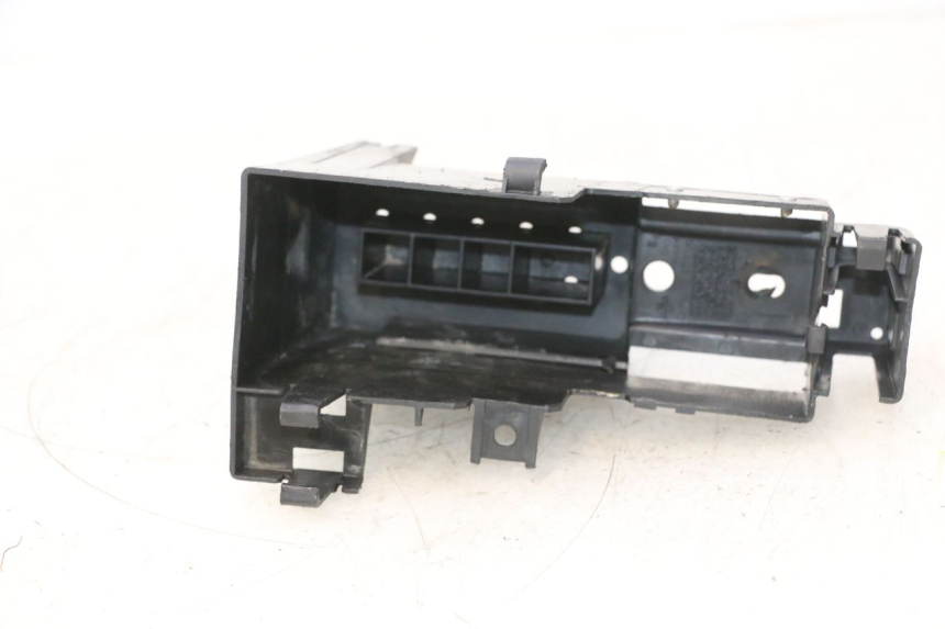 photo de BAC A BATTERIE PEUGEOT TREKKER 50 (1995 - 2004) - Vue principale