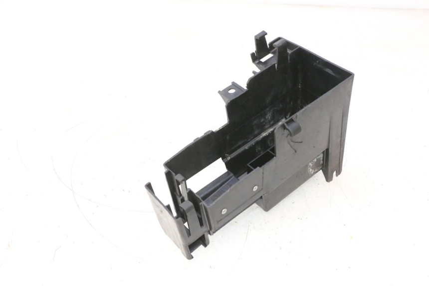 photo de BAC A BATTERIE PEUGEOT TREKKER 50 (1995 - 2004) - Vue d’ensemble