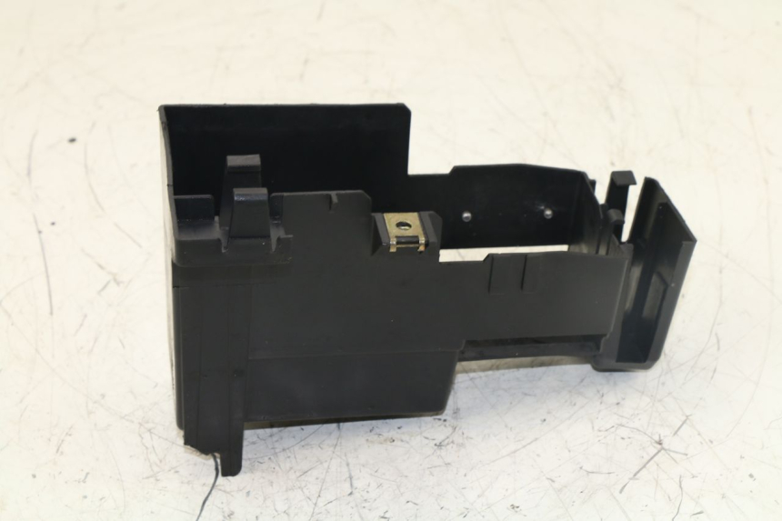 photo de BAC A BATTERIE PEUGEOT TREKKER 50 (1998 - 2004)