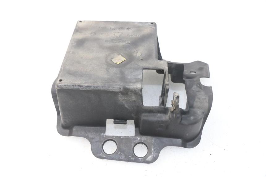 photo de BAC A BATTERIE TRIUMPH SPRINT ST ABS 1050 (2005 - 2007)