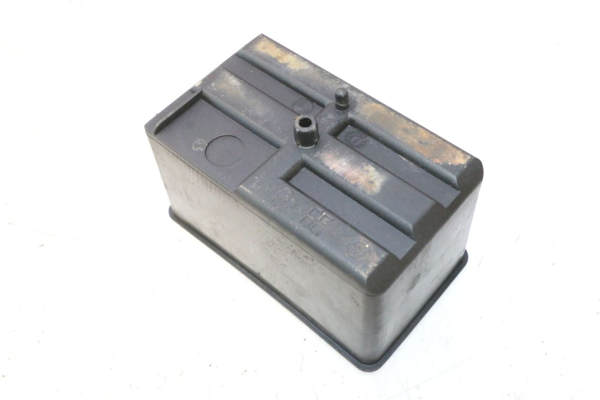 photo de BAC A BATTERIE PIAGGIO VESPA S 2T 50 (2007 - 2014) - Autre angle de vue