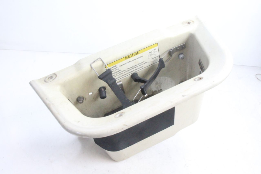 photo de BAC A BATTERIE YAMAHA WAVE RUNNER GP R 1200 (2000 - 2003) - Détail de la pièce