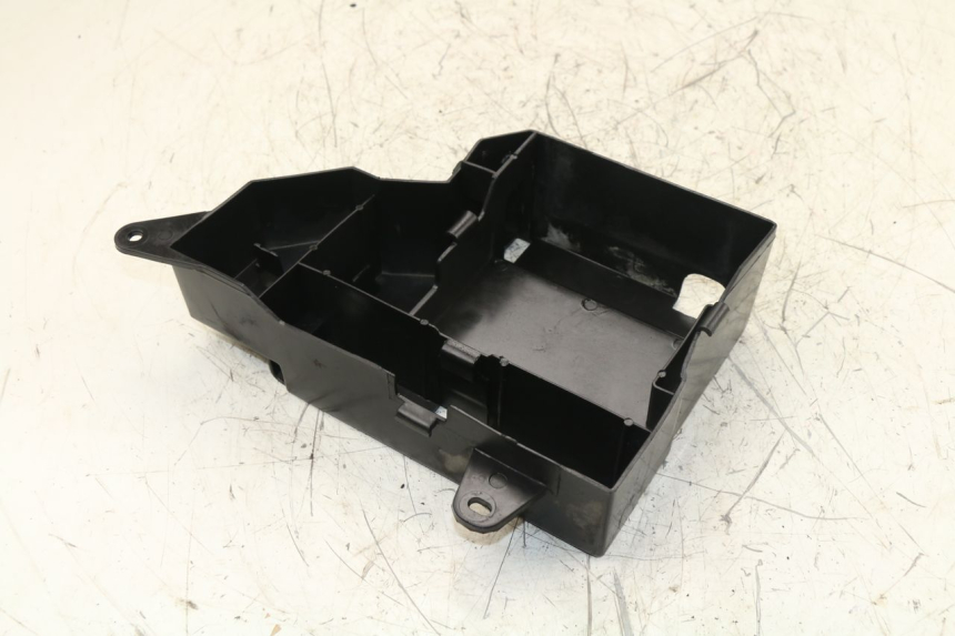 photo de BAC A BATTERIE YAMAHA YBR 125 (2004 - 2006)