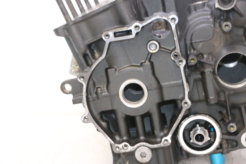 photo de BAS MOTEUR YAMAHA YZF R6 600 (2008 - 2009) - Détail de la pièce
