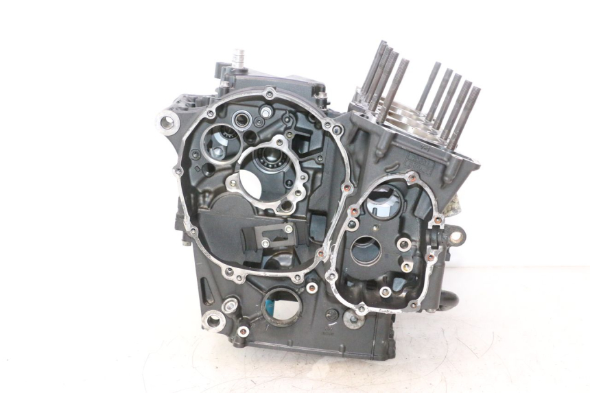 photo de BAS MOTEUR YAMAHA YZF R6 600 (2008 - 2009) - Vue d’ensemble