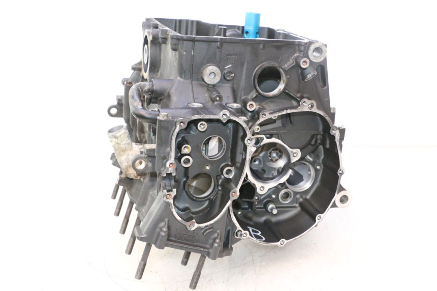 photo de BAS MOTEUR YAMAHA YZF R6 600 (2008 - 2009) - Inspection visuelle