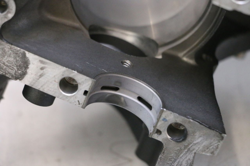 photo de BAS MOTEUR YAMAHA YZF R6 600 (2008 - 2009) - Vue d’ensemble