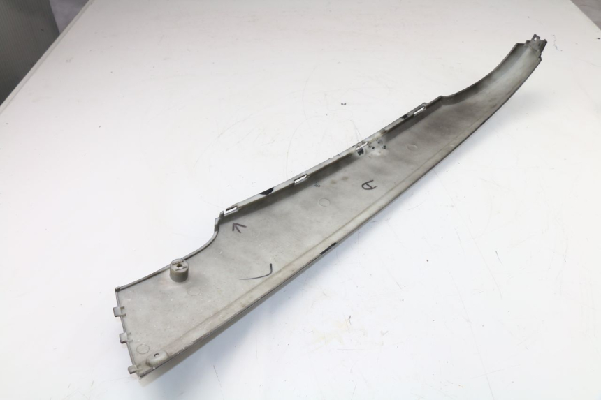photo de BAS DE CAISSE ARRIERE DROIT FALCONBIKE F-125 125 (2007 - 2012)