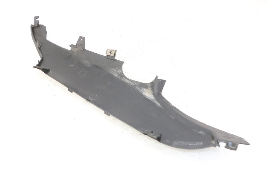 photo de BAS DE CAISSE ARRIERE DROIT GILERA NEXUS 300 (2008 - 2013)
