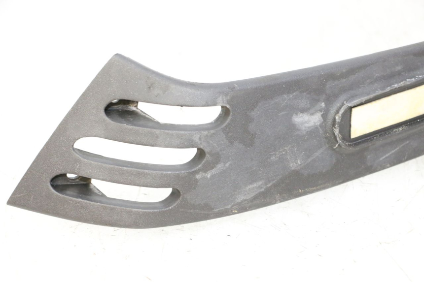 photo de BAS DE CAISSE ARRIERE DROIT PIAGGIO LXV 4T 50 (2009 - 2013)