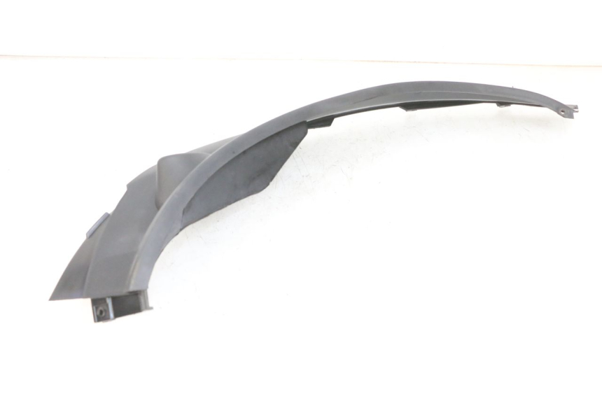 photo de BAS DE CAISSE ARRIERE DROIT PIAGGIO MP3 RL 250 (2007 - 2010) - Gros plan technique