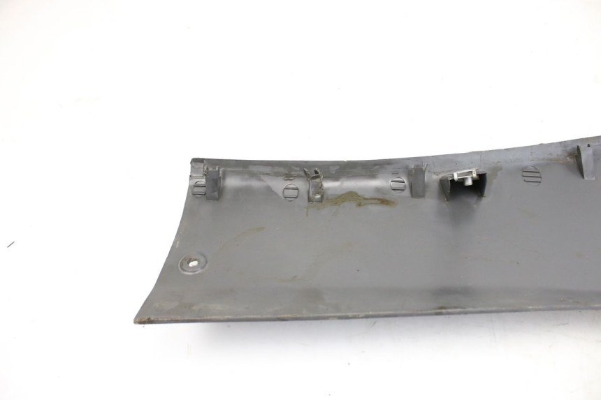photo de BAS DE CAISSE ARRIERE DROIT PIAGGIO HEXAGON 2T 125 (1994 - 1998)