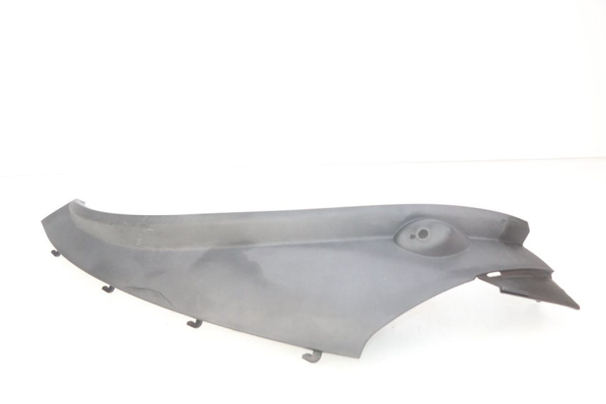 photo de BAS DE CAISSE ARRIERE DROIT PIAGGIO MP3 500 (2011 - 2015)