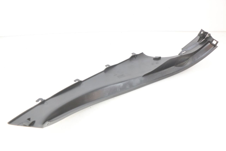 photo de BAS DE CAISSE ARRIERE DROIT PIAGGIO MP3 500 (2011 - 2015)