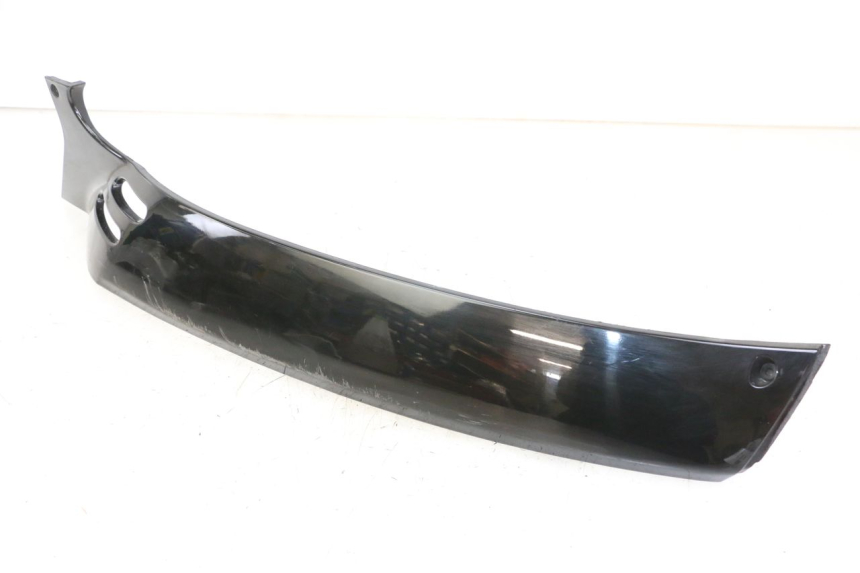 photo de BAS DE CAISSE ARRIERE DROIT PIAGGIO VESPA GRANTURISMO 200 (2004 - 2005)