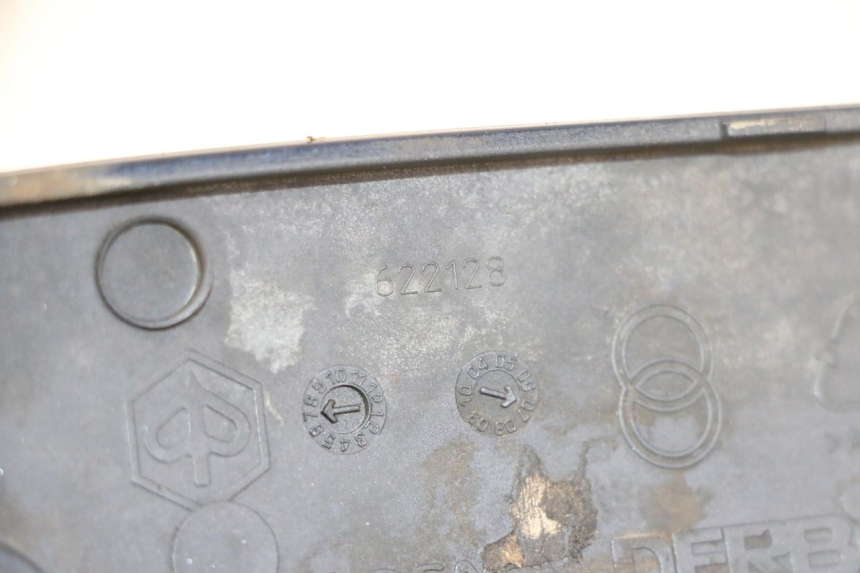 photo de BAS DE CAISSE ARRIERE DROIT PIAGGIO VESPA LX 150 (2005 - 2013)