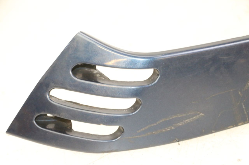 photo de BAS DE CAISSE ARRIERE DROIT PIAGGIO VESPA LX 150 (2005 - 2013)
