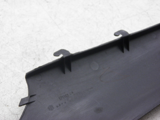 photo de BAS DE CAISSE ARRIERE DROIT PIAGGIO X9 250 (2000 - 2002)