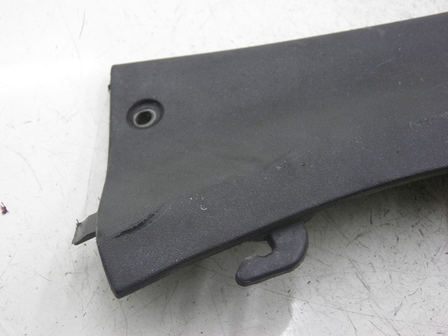 photo de BAS DE CAISSE ARRIERE DROIT PIAGGIO X9 250 (2000 - 2002)