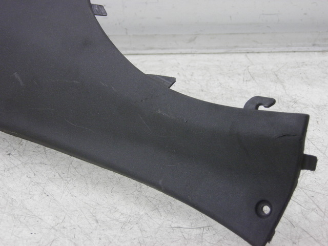 photo de BAS DE CAISSE ARRIERE DROIT PIAGGIO X9 250 (2000 - 2002)