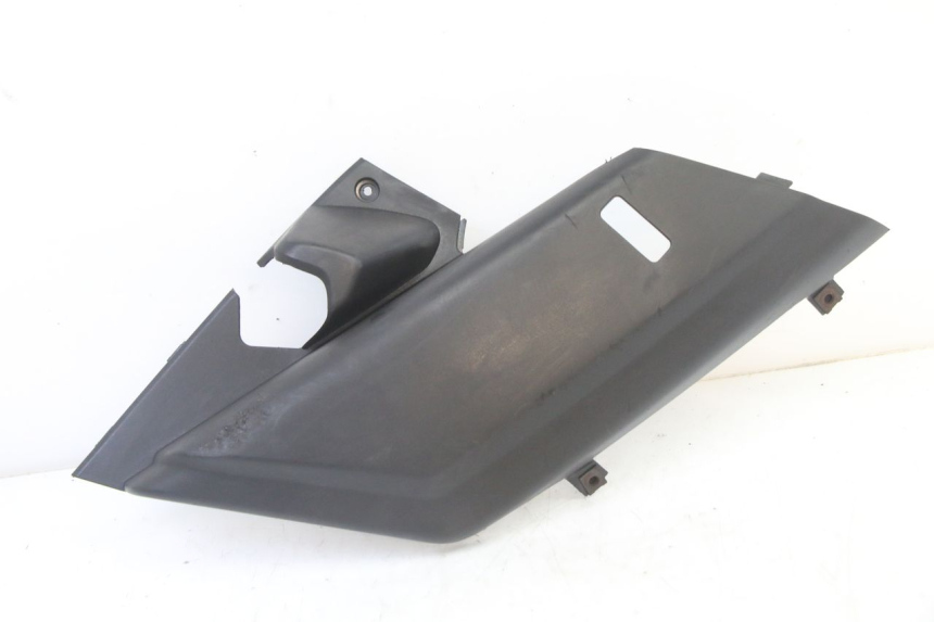 photo de BAS DE CAISSE ARRIERE DROIT YAMAHA XMAX X-MAX 125 (2006 - 2009)