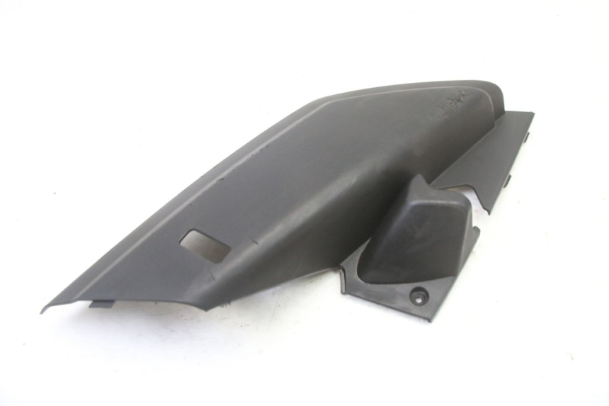 photo de BAS DE CAISSE ARRIERE DROIT YAMAHA XMAX X-MAX 125 (2006 - 2009)
