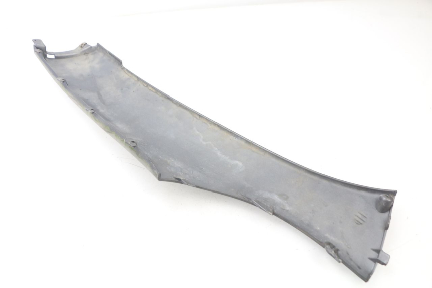 photo de BAS DE CAISSE ARRIERE DROIT PIAGGIO X9 125 (2000 - 2003)