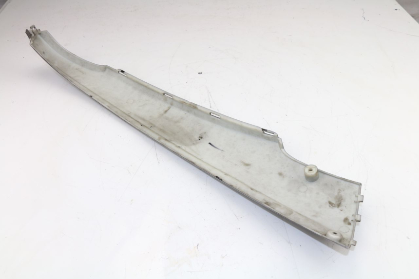 photo de BAS DE CAISSE ARRIERE GAUCHE FALCONBIKE F-125 125 (2007 - 2012)