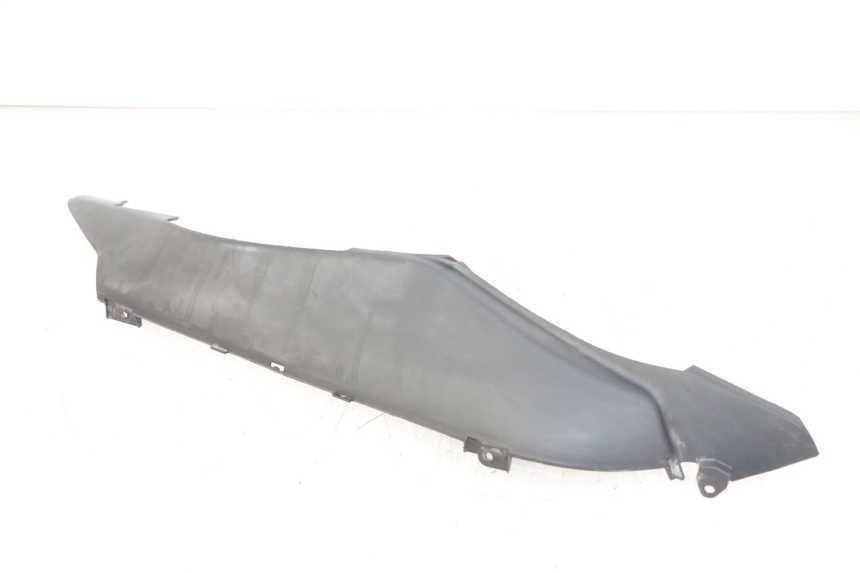 photo de BAS DE CAISSE ARRIERE GAUCHE GILERA NEXUS 300 (2008 - 2013)