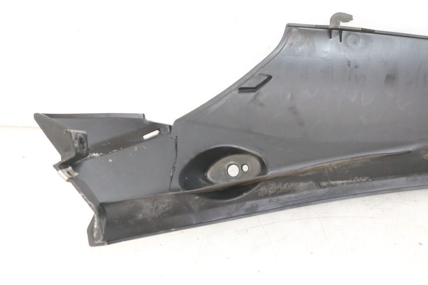 photo de BAS DE CAISSE ARRIERE GAUCHE PIAGGIO MP3 LT 300 (2010 - 2016)