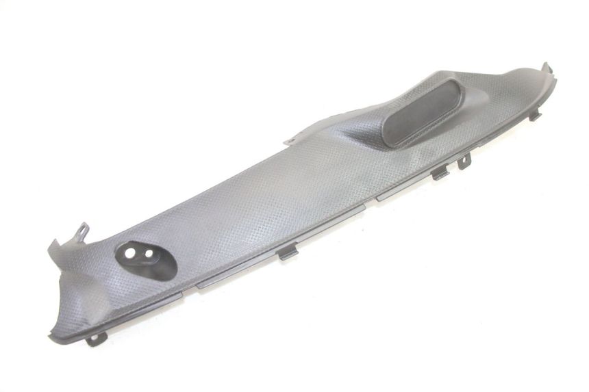 photo de BAS DE CAISSE ARRIERE GAUCHE GILERA RUNNER SP 50 (2006 - 2008)