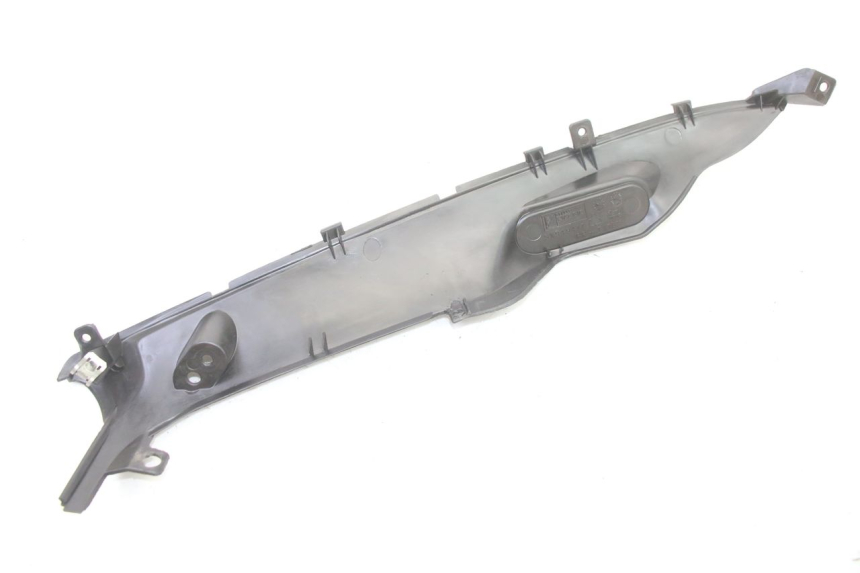 photo de BAS DE CAISSE ARRIERE GAUCHE GILERA RUNNER SP 50 (2006 - 2008)