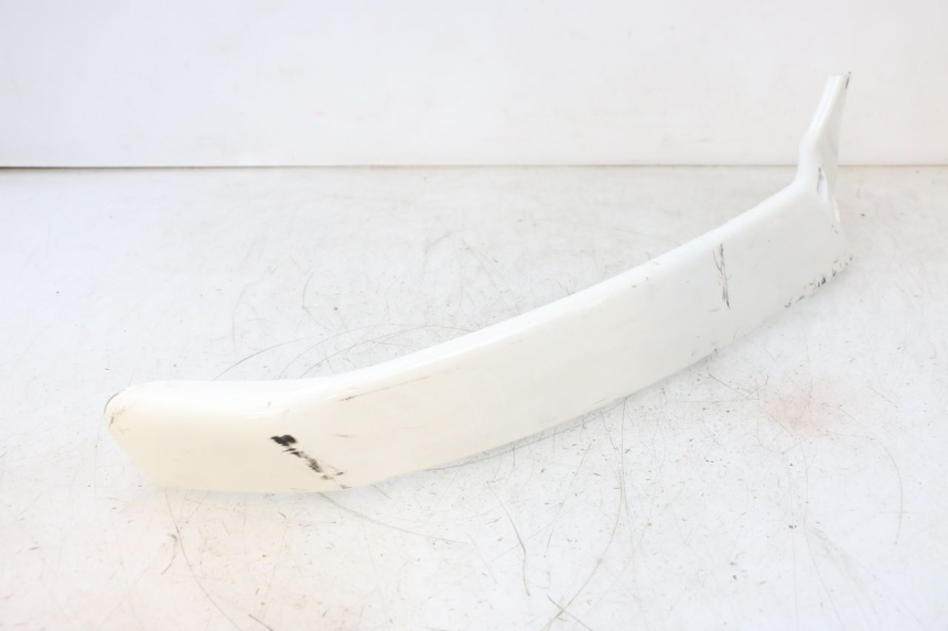 photo de BAS DE CAISSE ARRIERE GAUCHE PIAGGIO VESPA GTS SUPER IE 125 (2009 - 2016) - Marquages et références